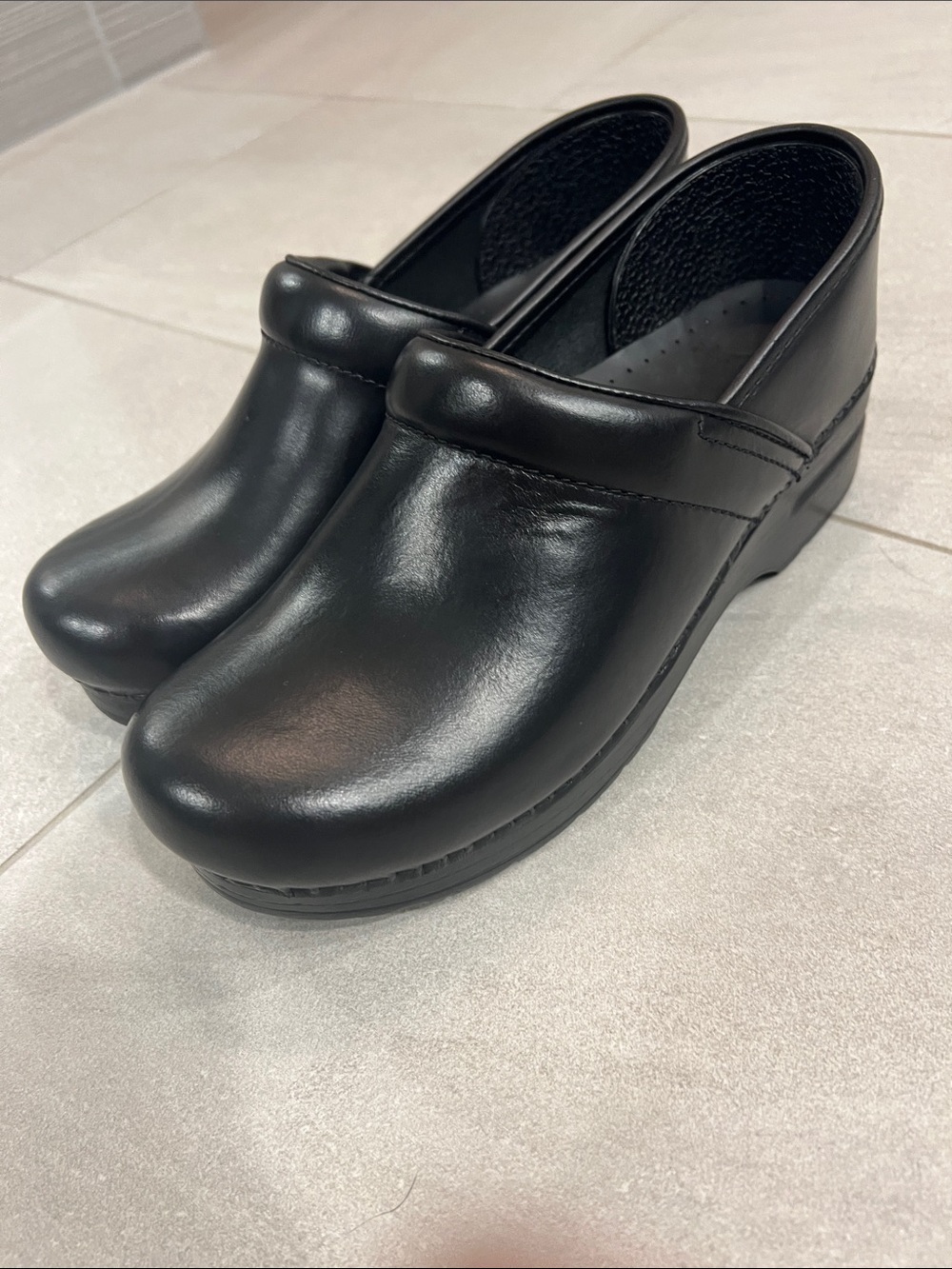 Dansko Women’s Shoes